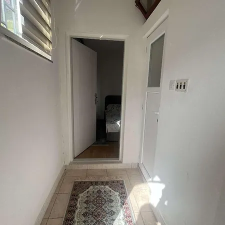 Anubis 2 Διαμέρισμα *